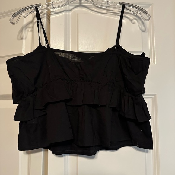 Express Jr Medium Black Ruffle Crop Camisole Top NWT - Picture 2 of 2